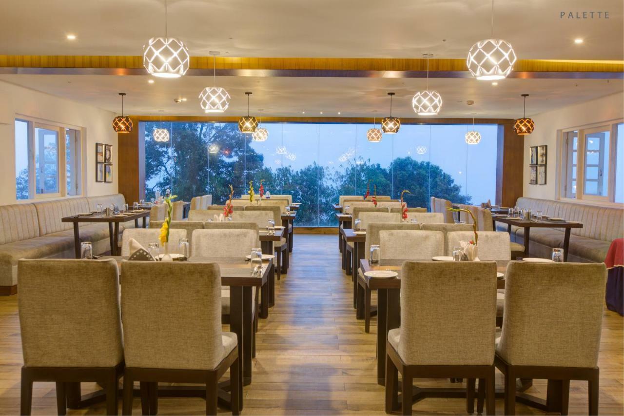 Pine Tree Spa Resort, Kalimpong Exteriör bild